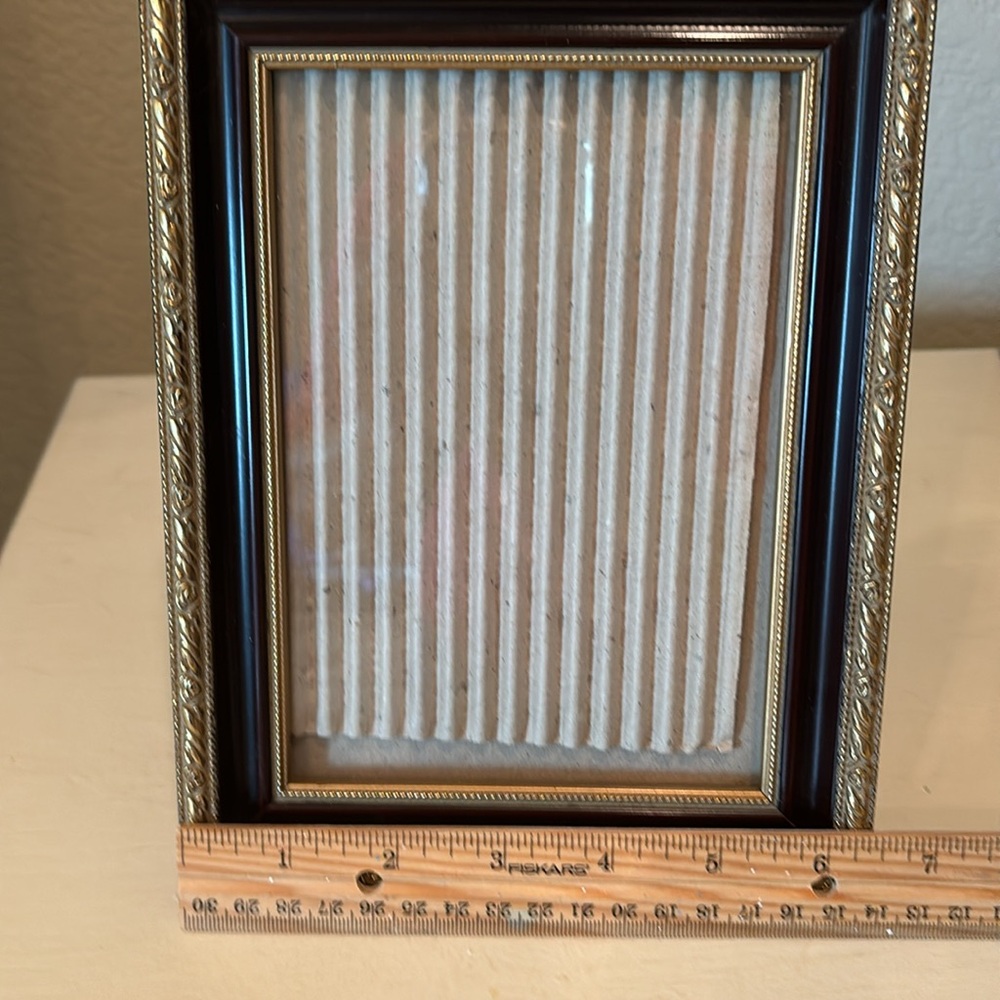 Picture frame - Picture 4 of 6
